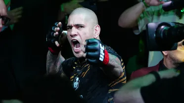 Campeão do UFC provoca Poatan após derrota para Ankalaev