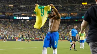 Endrick sai do banco, marca e define vitória do Brasil sobre o México