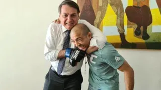 Bolsonaro se hospeda em mansão de José Aldo nos Estados Unidos; veja detalhes da casa