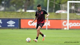 Athletico tem 11 atletas com Covid-19; veja o provável time contra o Palmeiras