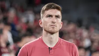 Varini e Petraglia são alvos de xingamentos da torcida do Athletico