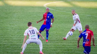 Sem desfalques, Maurílio deve repetir Paraná diante do FC Cascavel; veja o time