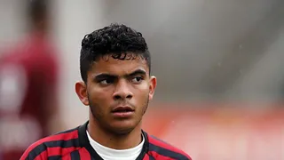 Promessa do Atlético é vítima de emboscada em Joinville