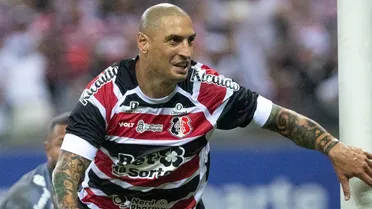 Ex-Athletico e ex-Coritiba lideram barca do Santa Cruz