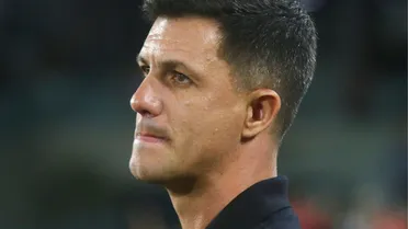 Destaque do Athletico sai machucado e preocupa na Série B