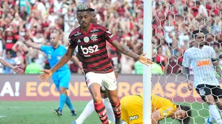 Flamengo atropela Corinthians e Jesus segue dando lições a descrentes técnicos brasileiros
