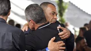 Ausentes no velório de Pelé, oito campeões mundiais foram homenagear Dinamite