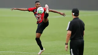 Athletico tem quatro jogadores entre os que mais se valorizaram no Brasileirão