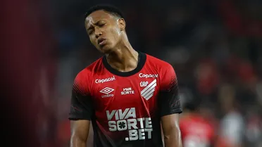 “Athletico está demorando para entender que está na Série B”
