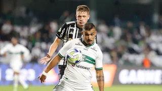 SAF: Coritiba afasta Pottker e mais quatro de treinos do elenco principal