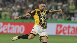 Descartado pelo Coritiba, Willian Farias comemora campanha com o Novorizontino