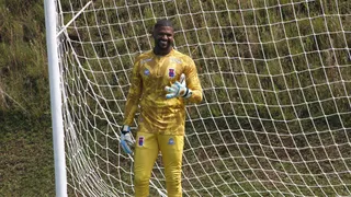 Goleiro retorna ao Paraná e destaca obrigação do clube de conquistar acesso