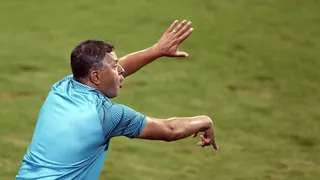 Pachequinho lamenta ansiedade do Coritiba em chances perdidas contra o Galo