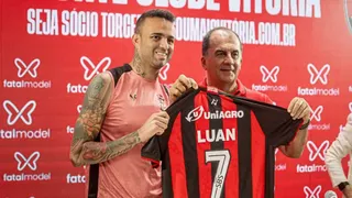 Luan é contratado pelo Vitória com ajuda de site de acompanhantes 