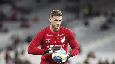 Balanço aponta Athletico entre os clubes que mais lucraram com venda de jogadores