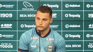 Em meio à crise, Bruno Gomes admite pouca “competição” do Coritiba em campo
