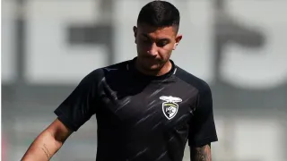 Em fim de empréstimo, zagueiro não deve voltar ao Coritiba em 2024