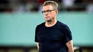 Técnico da seleção austríaca barra jogadores por cantos homofóbicos
