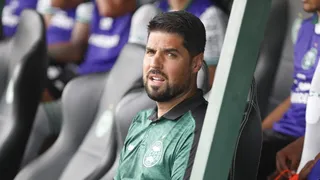 Oliveira lamenta chances perdidas em empate: “Faltou capricho e tranquilidade”