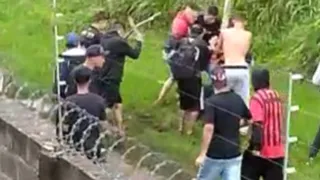Torcedor do Coritiba é espancado por torcedores do Athletico; imagens fortes