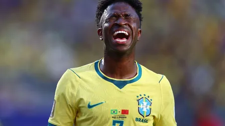 Brasil mostra deficiências da convocação e vive expectativa por Neymar na Copa