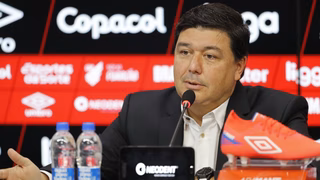 Ex-dirigentes trocam elogios e dão alfinetada em gestão do Athletico