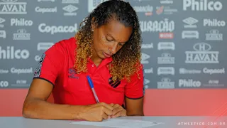 Lenda brasileira assume como técnica do time feminino do Athletico