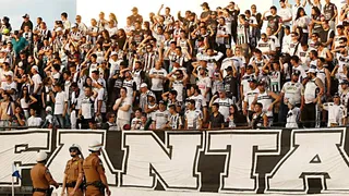Camisas de outros times e “torcida humana”: não. Estádio precisa ser hostil
