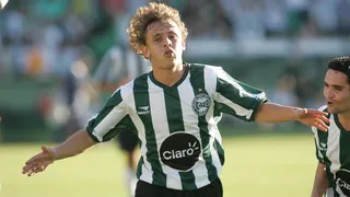Coritiba volta a sonhar com a possibilidade do retorno de lateral