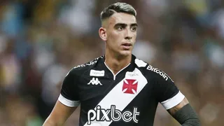 Sem vacina, jogador é cortado no embarque do Uruguai e volta ao Vasco