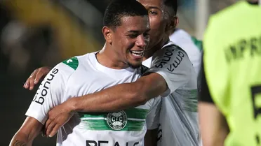 Com time alternativo, Coritiba surpreende e bate o Maringá fora de casa