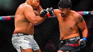 Suspenso por doping, brasileiro é cortado do plantel do UFC