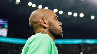 DNA de Daniel Alves é encontrado em mulher que o acusa de estupro, diz jornal