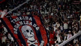 Torcedores do Athletico hostilizam jogadores e diretoria: “Lixo, vergonha, pede pra sair”