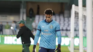 Após falhas de Luan Polli, Coritiba demite preparador de goleiros