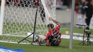 Athletico sofre apagão diante do Atlético-MG, cria pouco e segue zerado