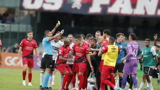 Fernandinho faz constatação após atuação fraca do Athletico no clássico