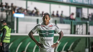 A volta do Coritiba vira uma saga