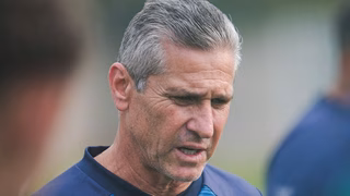 Coritiba não terá dupla titular contra o América-MG; veja informações e provável time