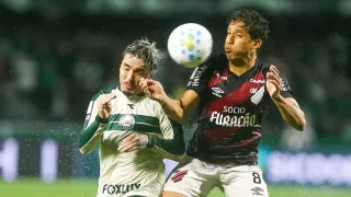 Athletico ou Coritiba? Veja quem somou mais pontos após a Copa do Mundo