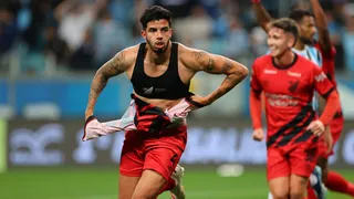 Kaique Rocha marca primeiro gol pelo Athletico e explica desabafo em comemoração