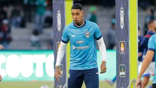 Coritiba afasta Alef Manga e Jesús Trindade da partida contra o Vasco