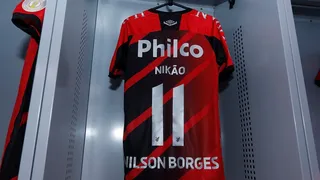 Athletico homenageia Nilson Borges com nome do ídolo na camisa