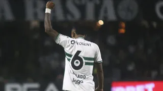 Criticado pela torcida, jogador é emprestado pelo Coritiba a rival da Série B
