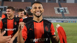 Campeão com o Internacional, paranaense ajuda clube pequeno a fazer história na Europa