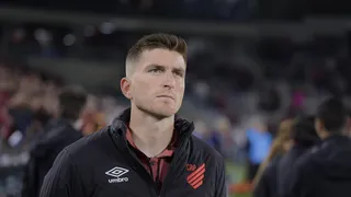Varini abre o jogo sobre afastamento de Nikão e elogia Erick improvisado