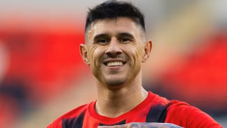 Ex-alvo do Athletico, atacante Adam Bareiro é anunciado pelo Fortaleza