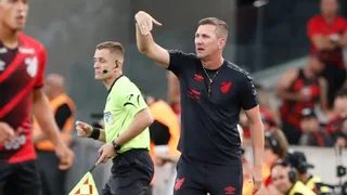 Paulo Turra avalia Athletico no clássico contra o Coritiba: “Chegamos fortes”