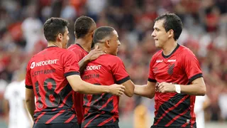 Athletico divulga lista de 50 inscritos na Libertadores