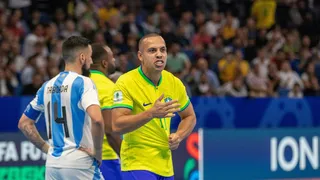 Brasil vence a Argentina e conquista o hexa na Copa do Mundo de Futsal